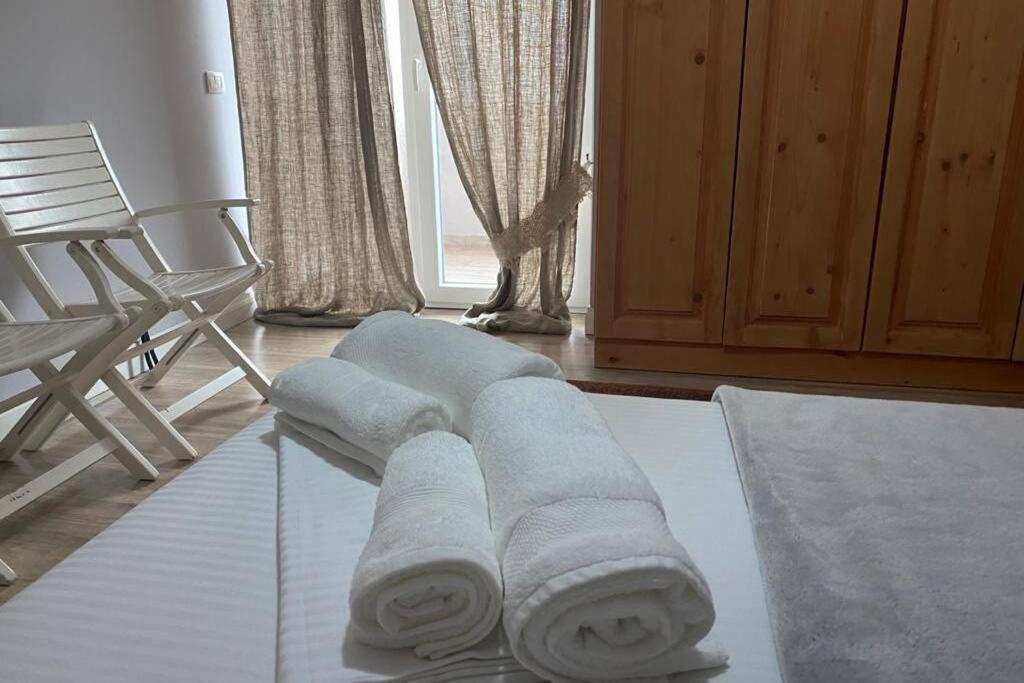 Cozy Lake Front Flat Bequeme Wohnung An Der See Pogradec Luaran gambar